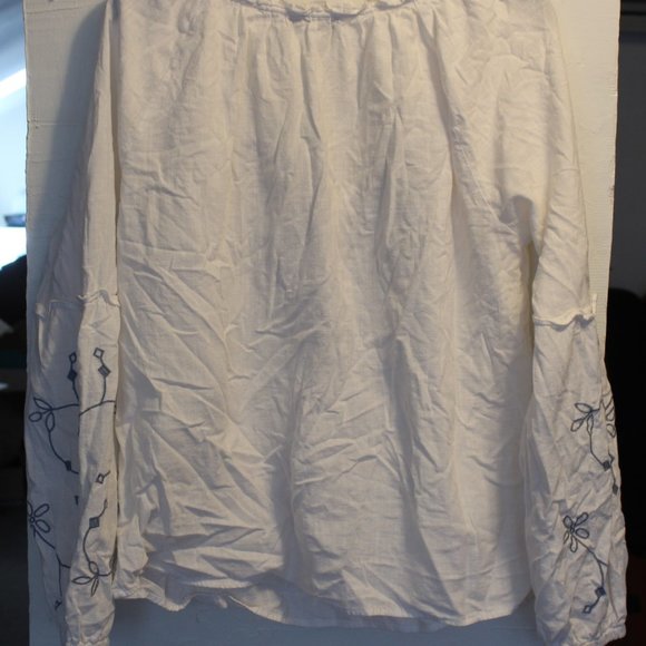 Casual blouse - Picture 4 of 4